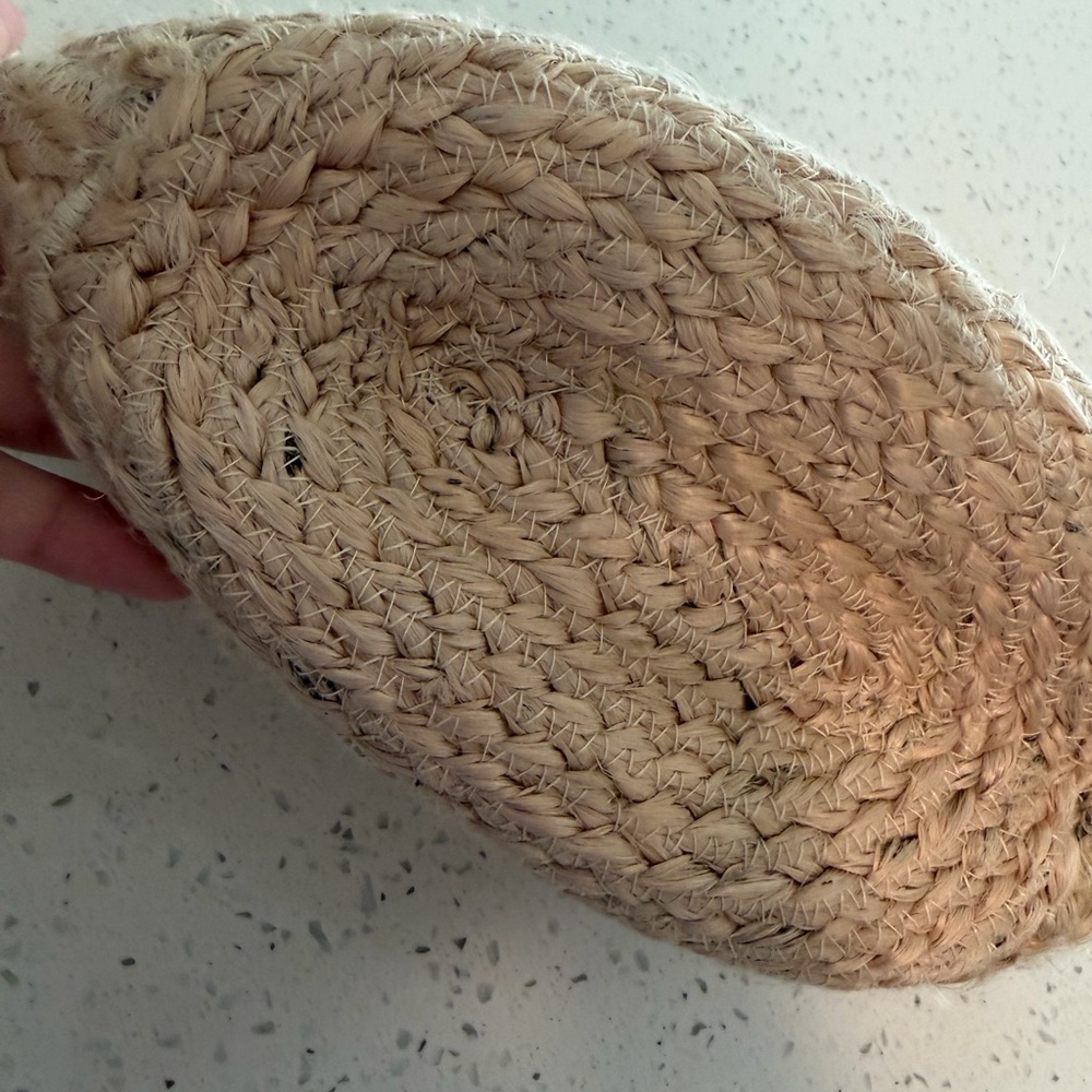 Handcrafted Tan Woven Heart Bag - Picture 7 of 7
